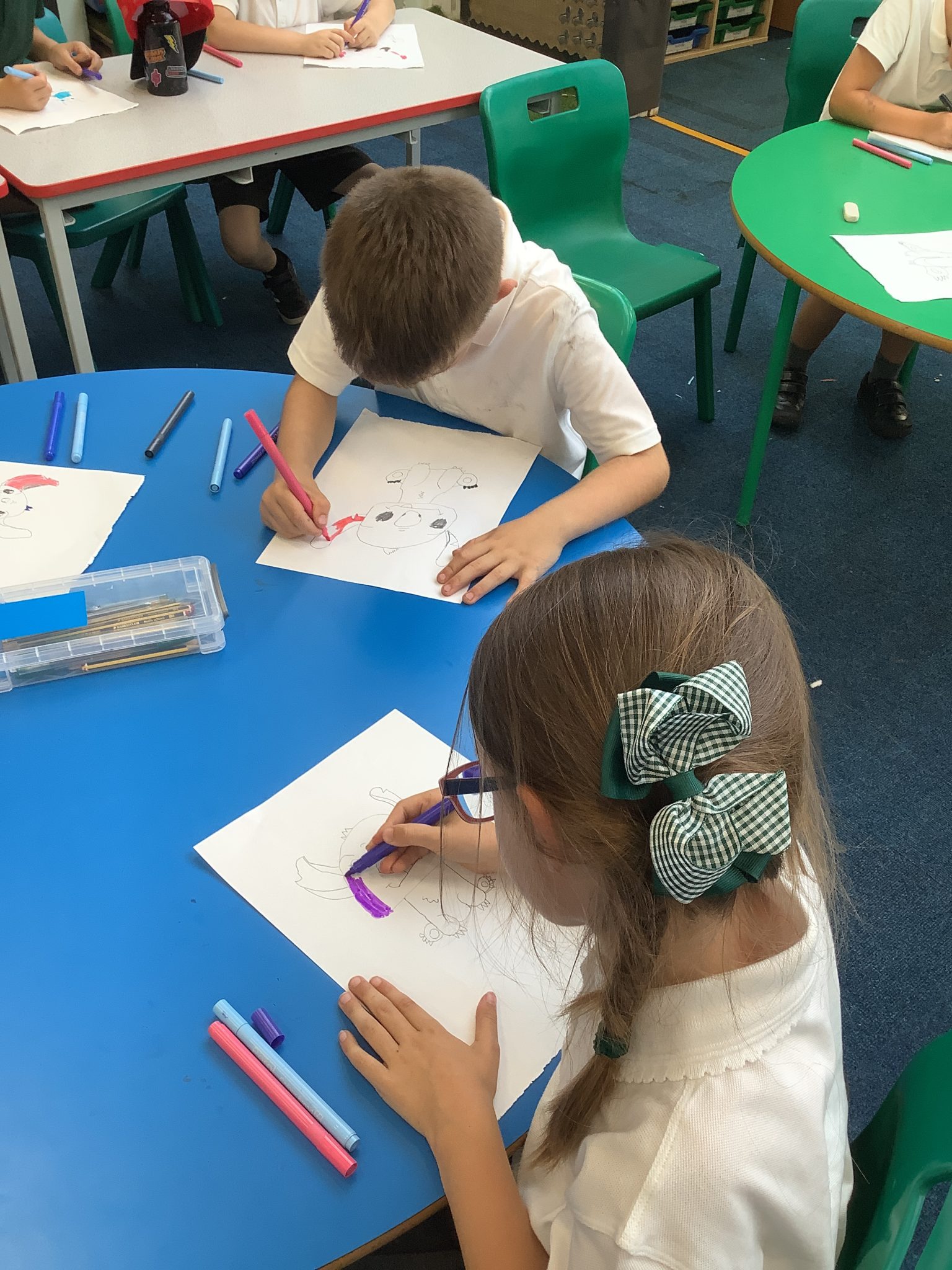 KS1 Sketching Green Top School