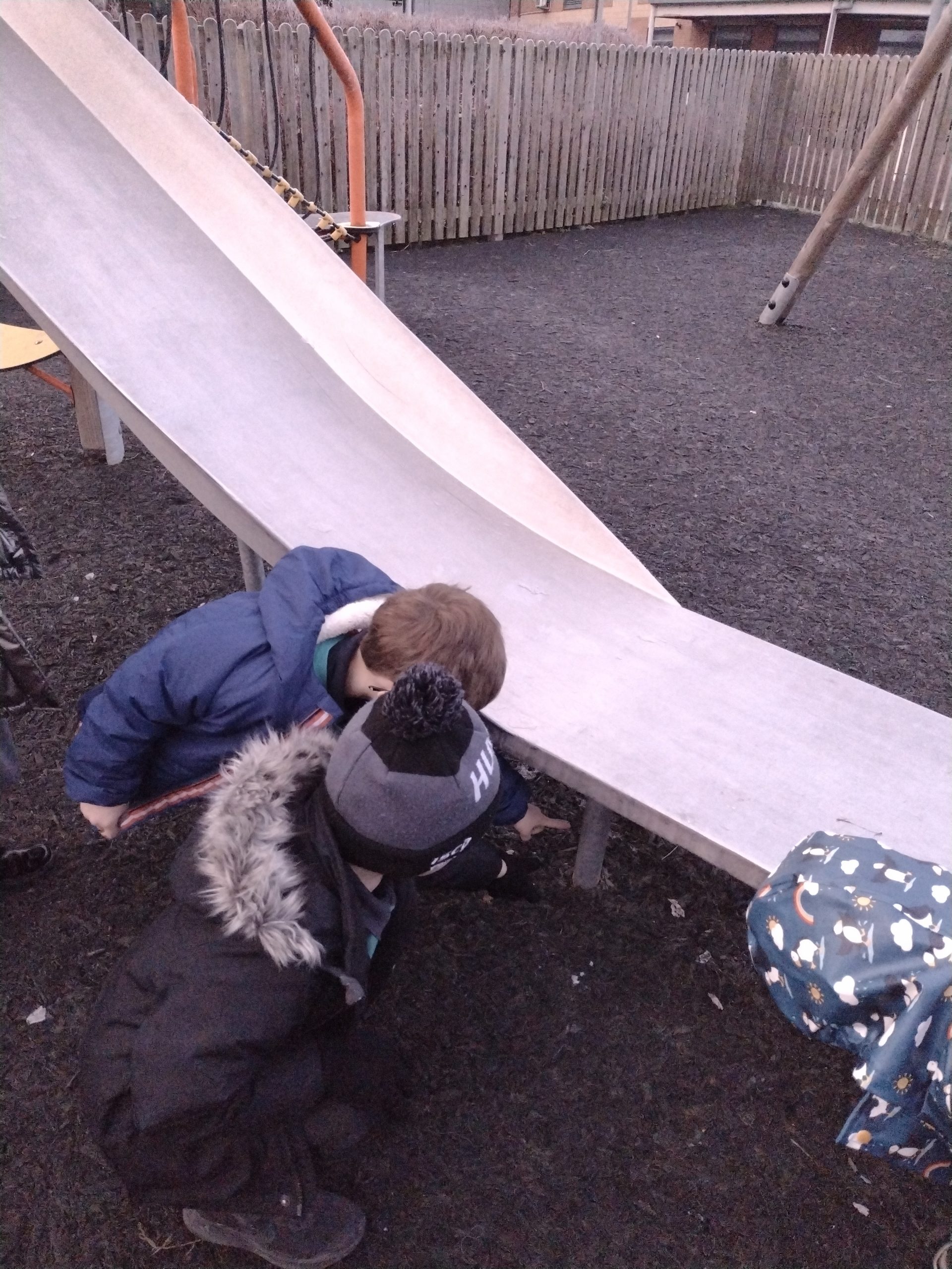 freestanding structures Christopher Pickering Primary School