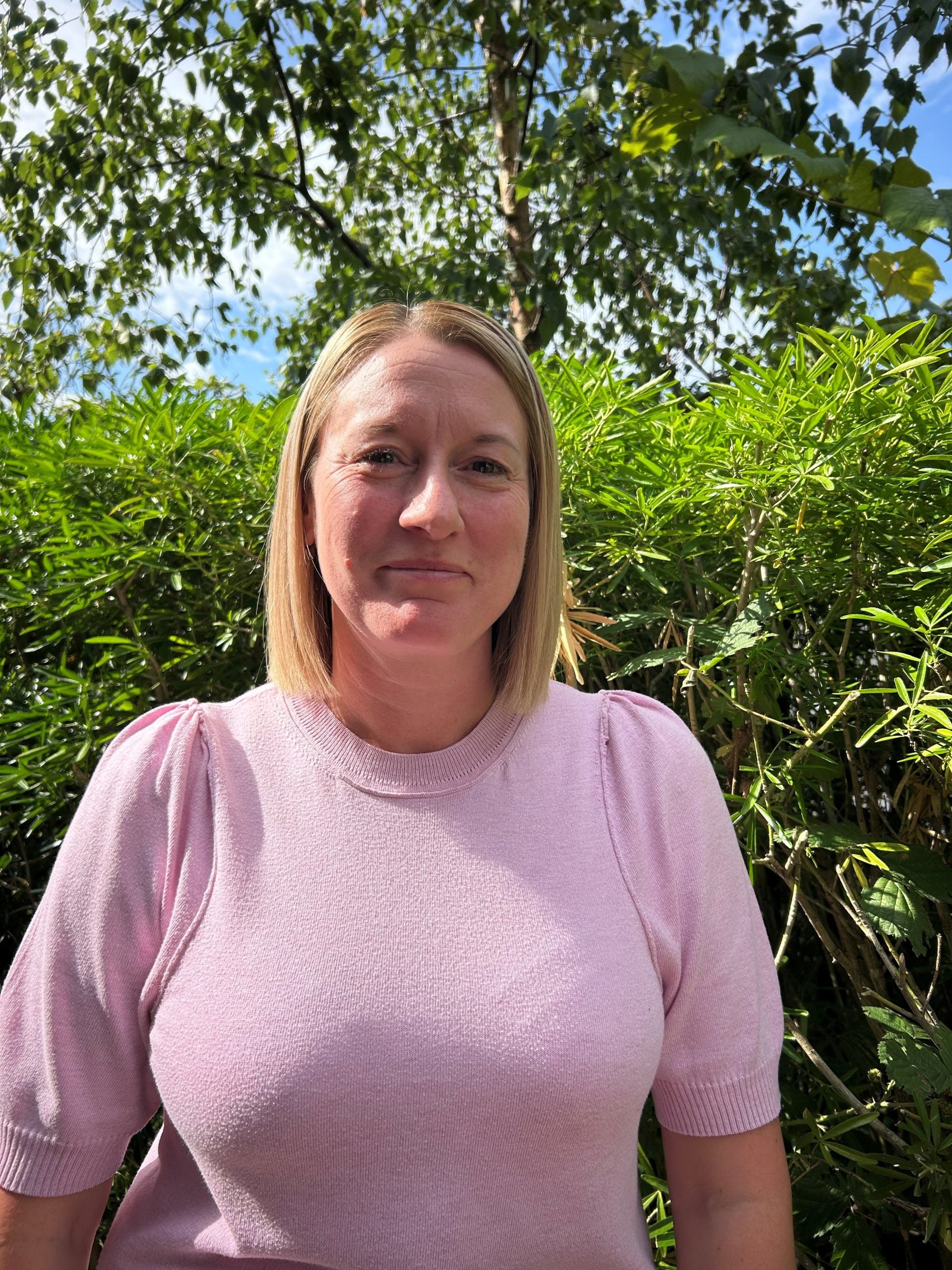 Ruth Owen : Management Accountant