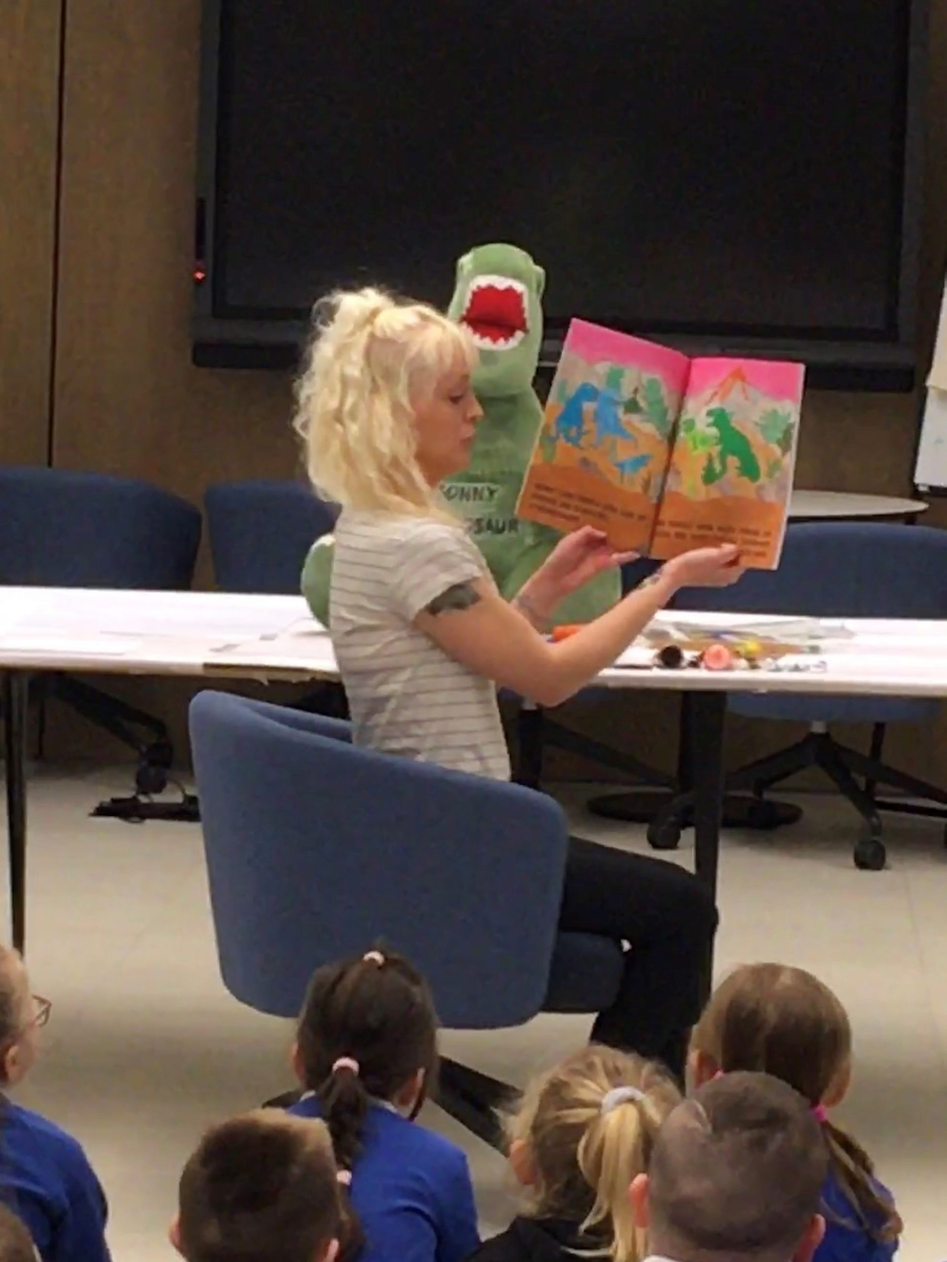 Year 2 at Hebburn Library Toner Avenue Primary