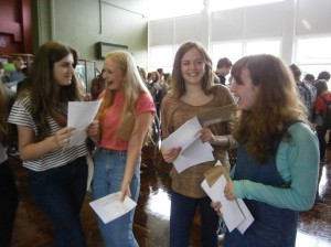 Results Day 2013 (9)