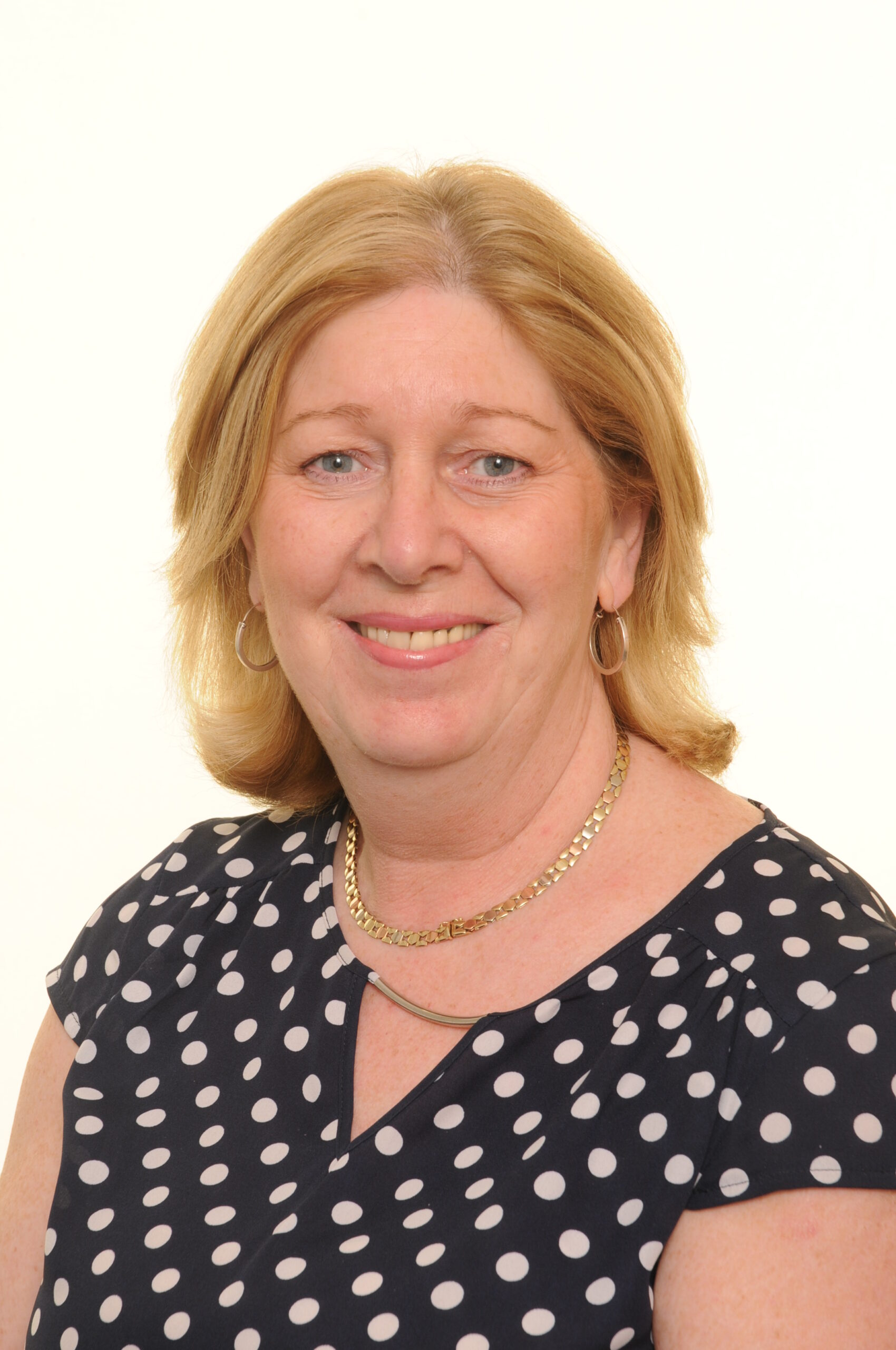 Mrs B Jones : Receptionist