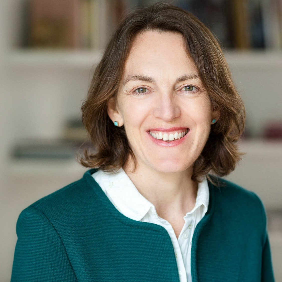 Louise Cooper : Trustee