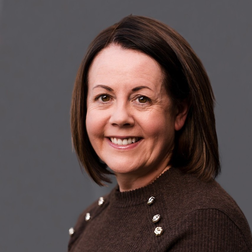 Lindsay Price : Office Manager, SHS