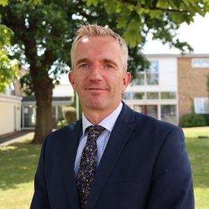 Mr L Gray