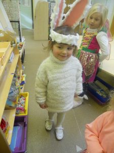 How many Mary's looked after this little lamb?