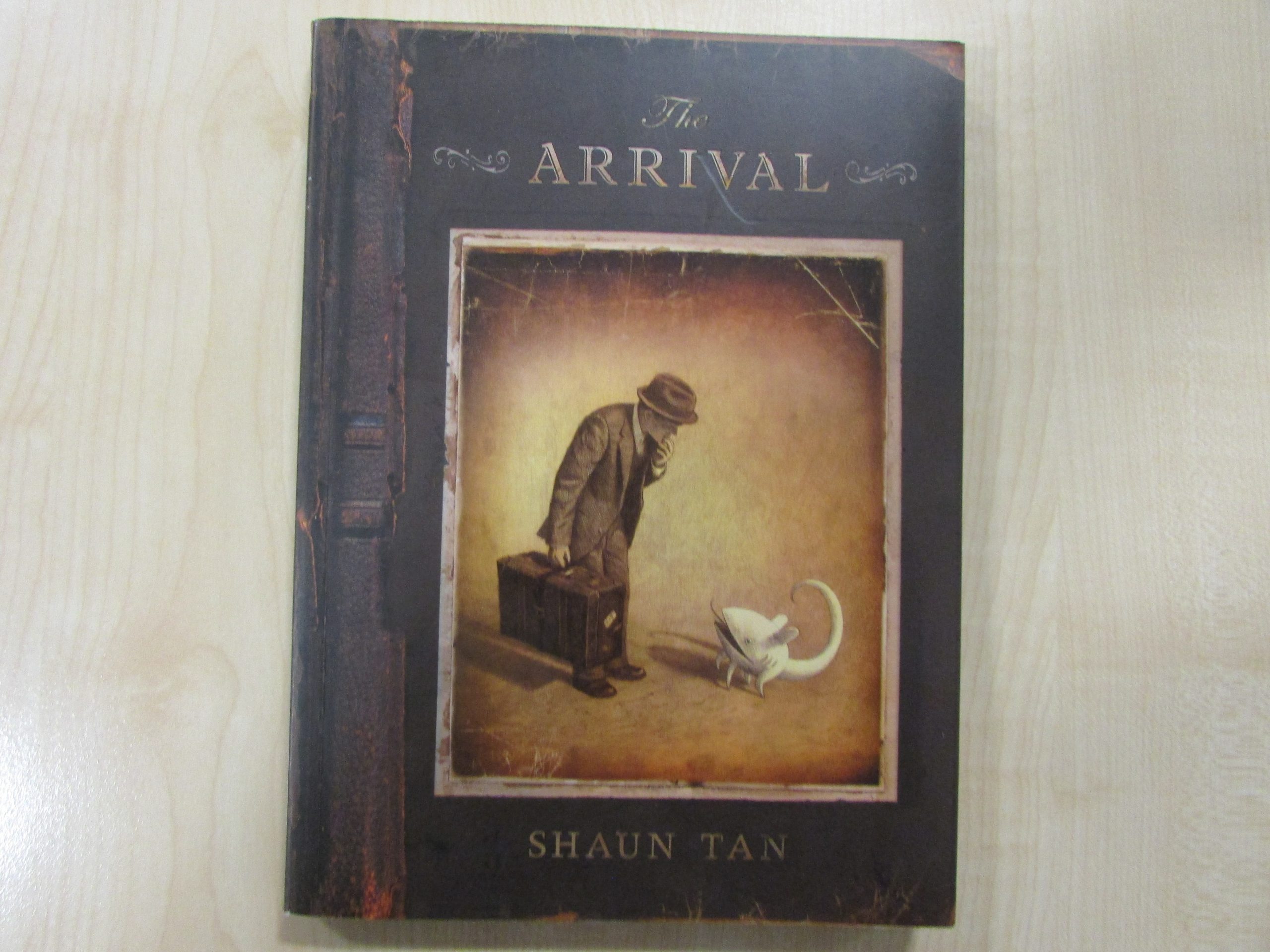 Shaun Tan – The Arrival: Narrative Writing in 6 Blue | Hebburn Lakes ...