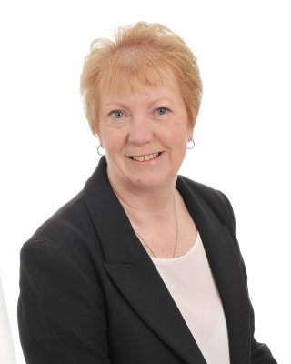 Rita Johnson : Receptionist