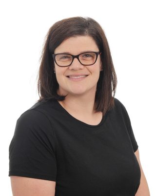 Nicola Cummings : Teaching Assistant