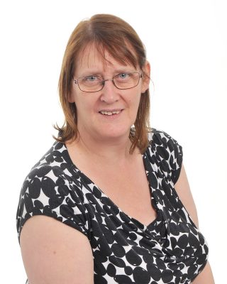 Linda Lee – PT : Teaching Assistant