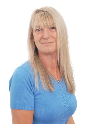 Debbie Wilkins : Teaching Assistant