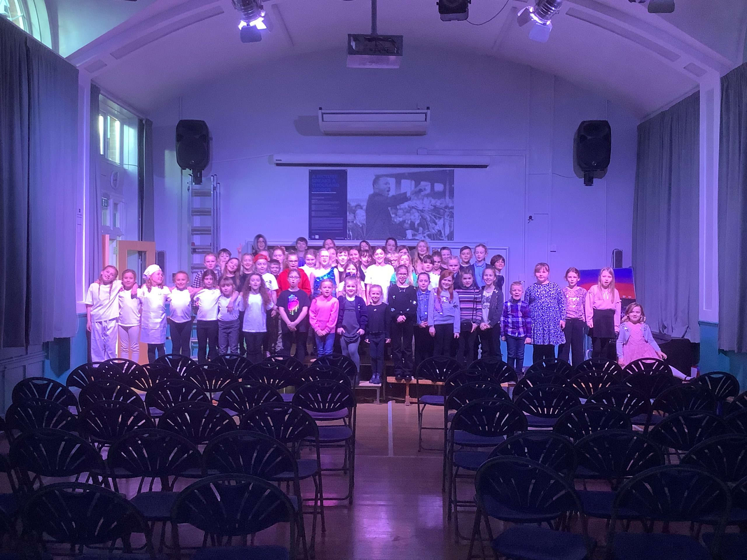 primary-school-christmas-musical-norton-junior-school