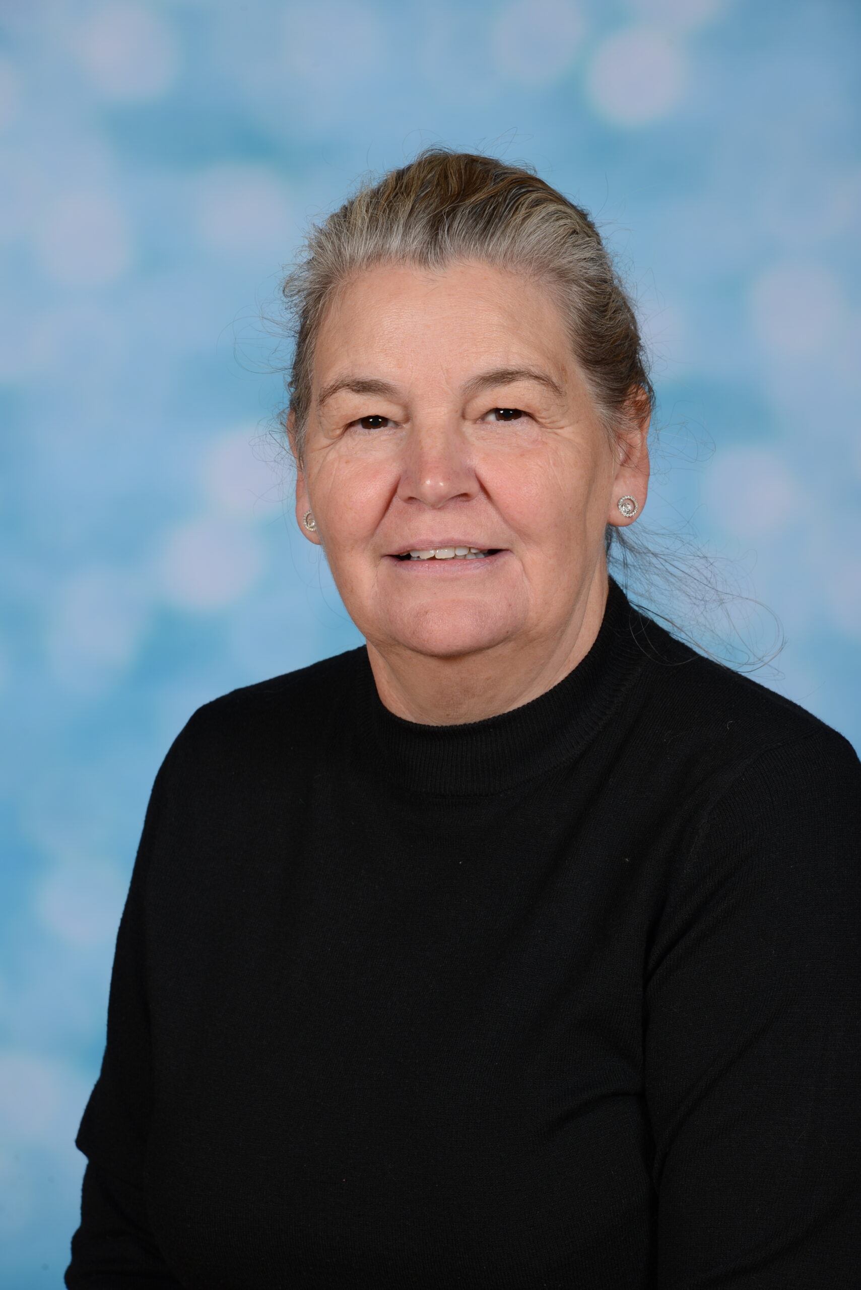 Mrs. J Simpson : kS2 Teaching Assistant
