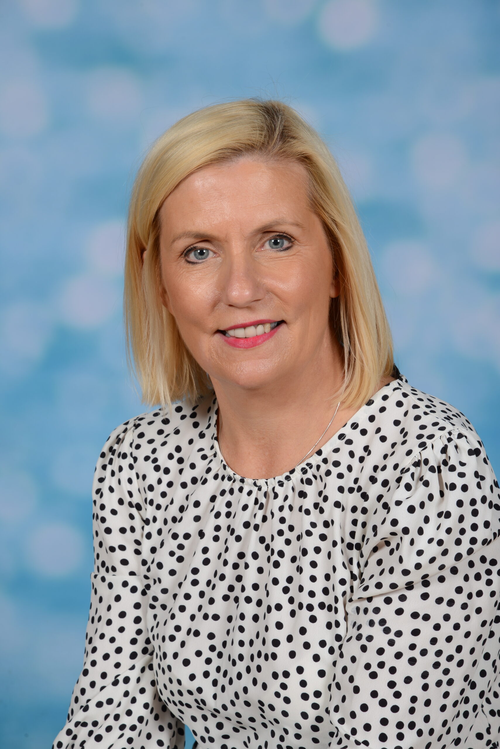 Mrs. L Pennick : Reception Teacher / Deputy Head Teacher