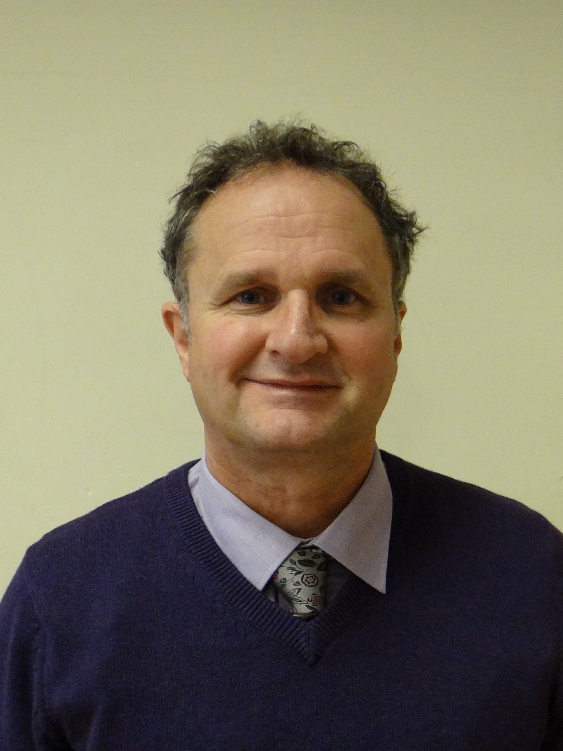 Mr A Colquhoun-Lynn : Year 4 Teacher
