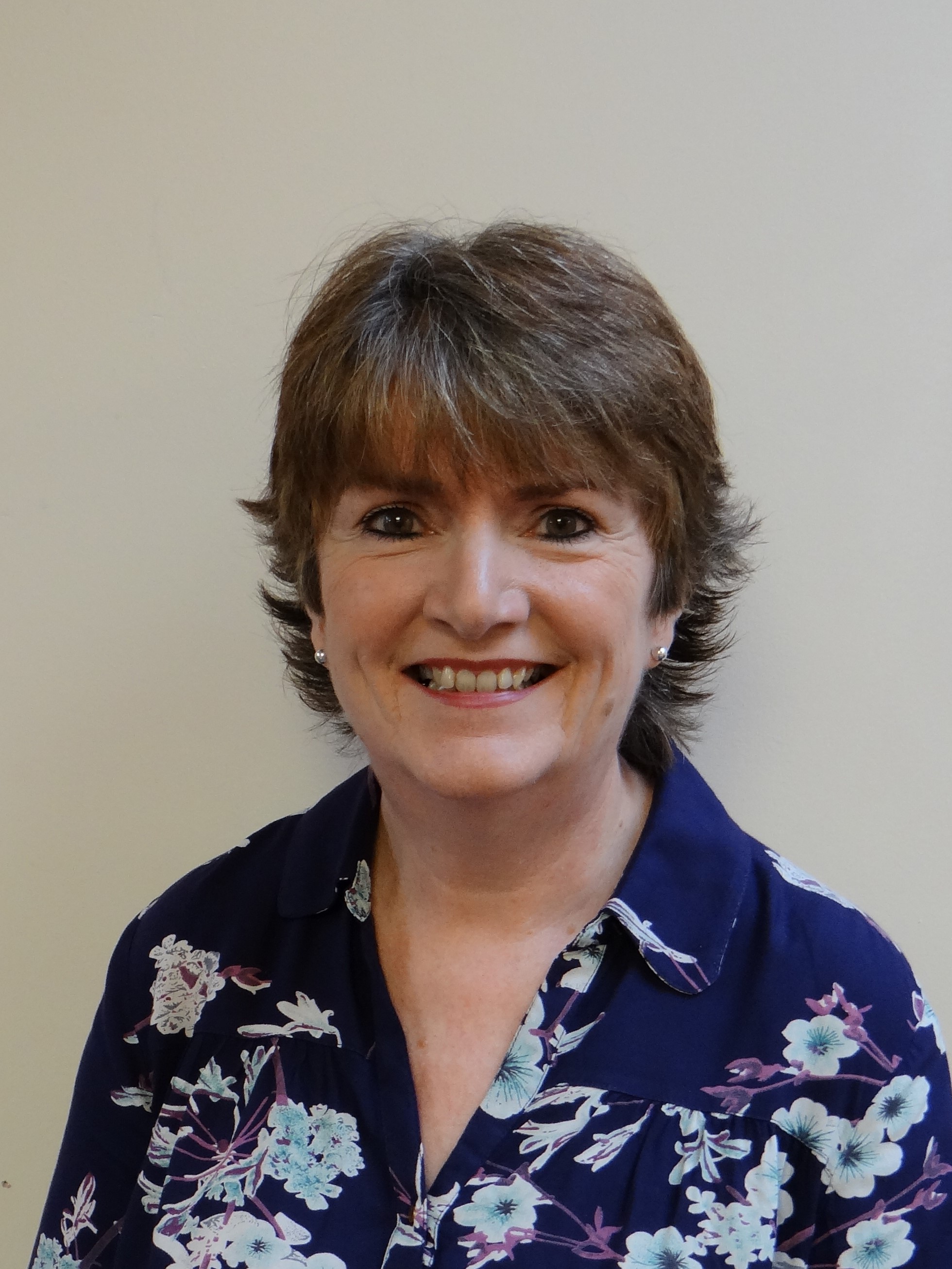 Mrs L Kemp : Y2 Teaching Assistant, PPA cover