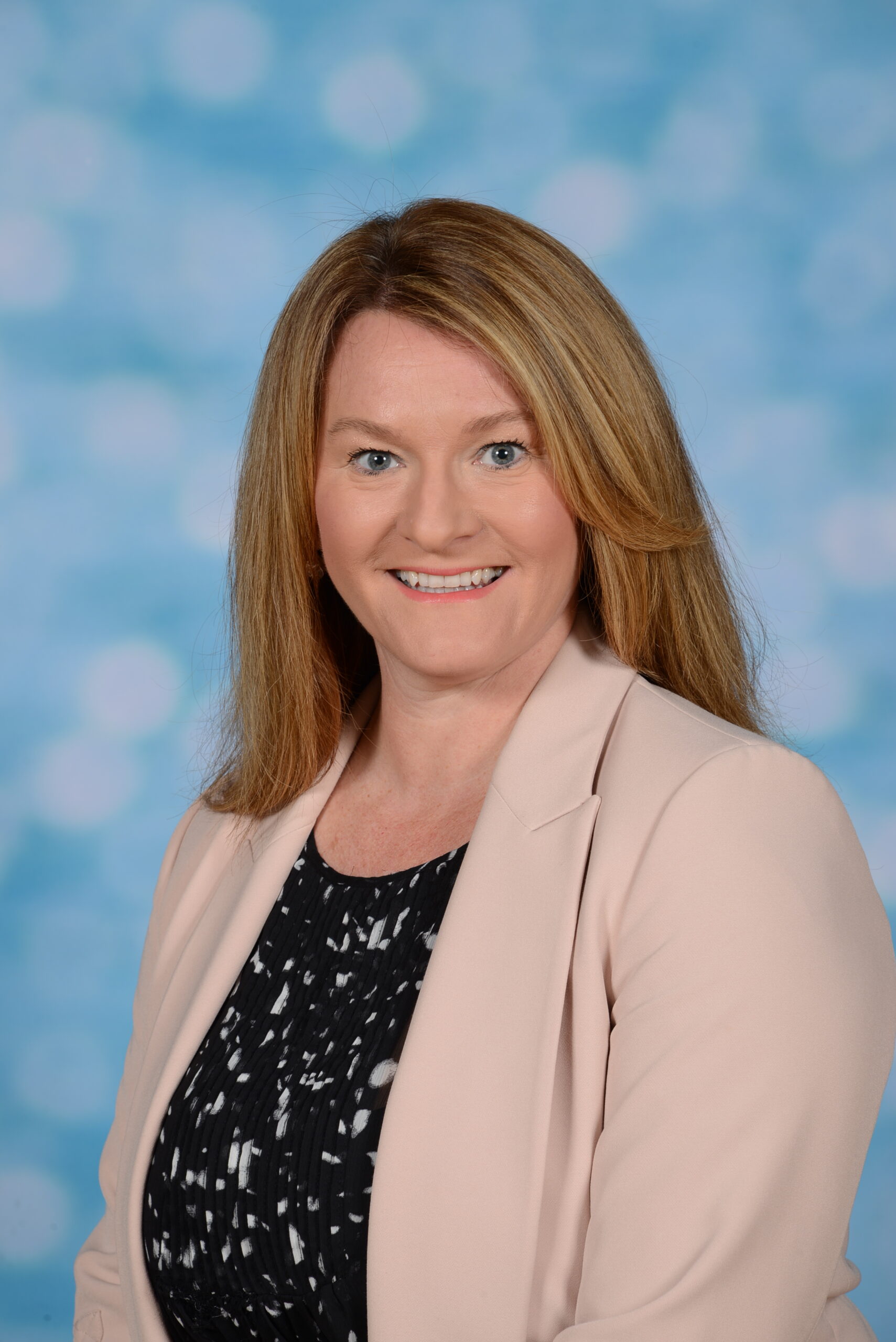 Mrs S. Braithwaite : Lunchtime Supervisor and HLTA
