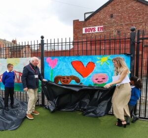 Artist Mackenzie Thorpe's visit to Sacred Heart Catholic Primary School in Middlesbrough – Photos by Chris Booth