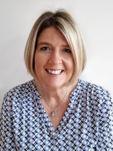 Mrs Nicola Knight