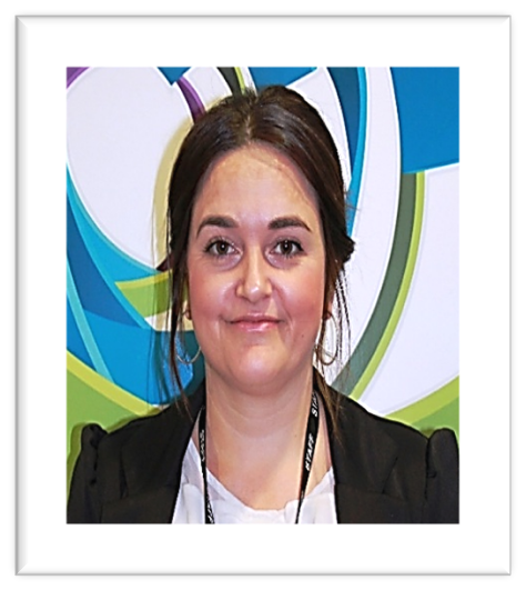 Lyndsay Robinson : Teacher of Art & Design