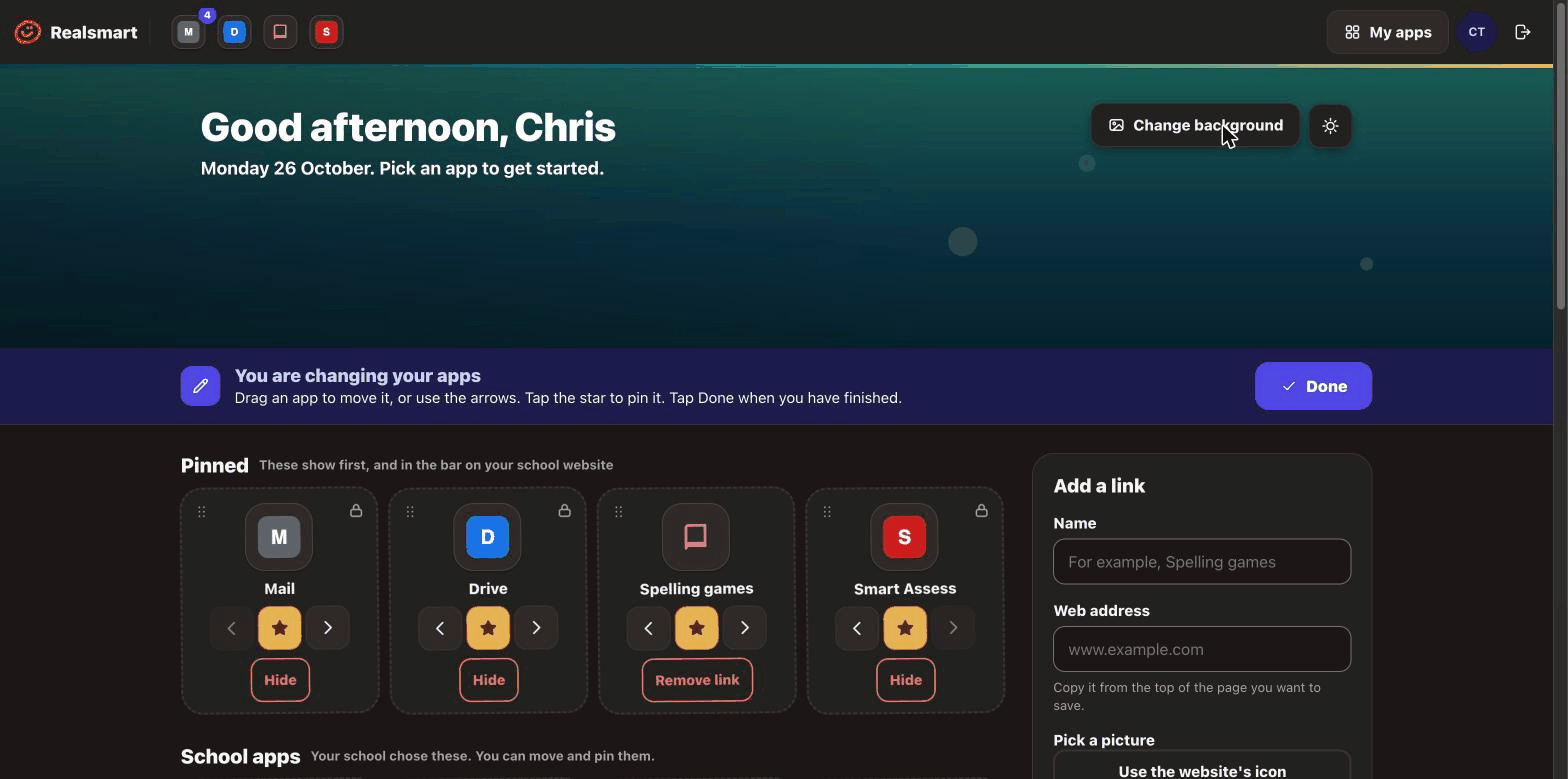 Moving an app to the front and pinning another; the bar at the top updates straight away