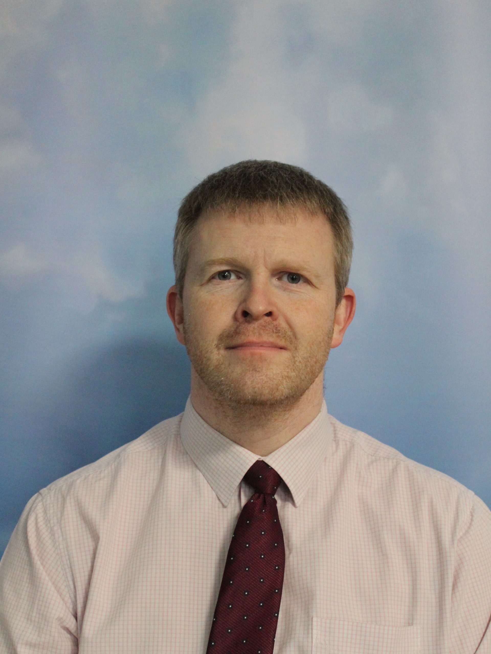 Mr I Cutler : Associate Assistant Headteacher / Head of Year 9 / Teacher of Science