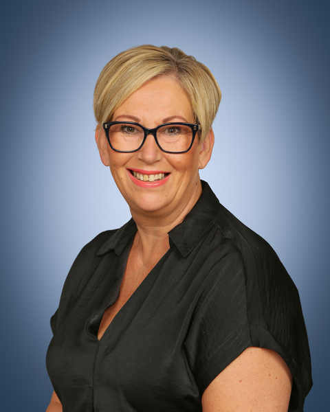 Eve Wooley : 