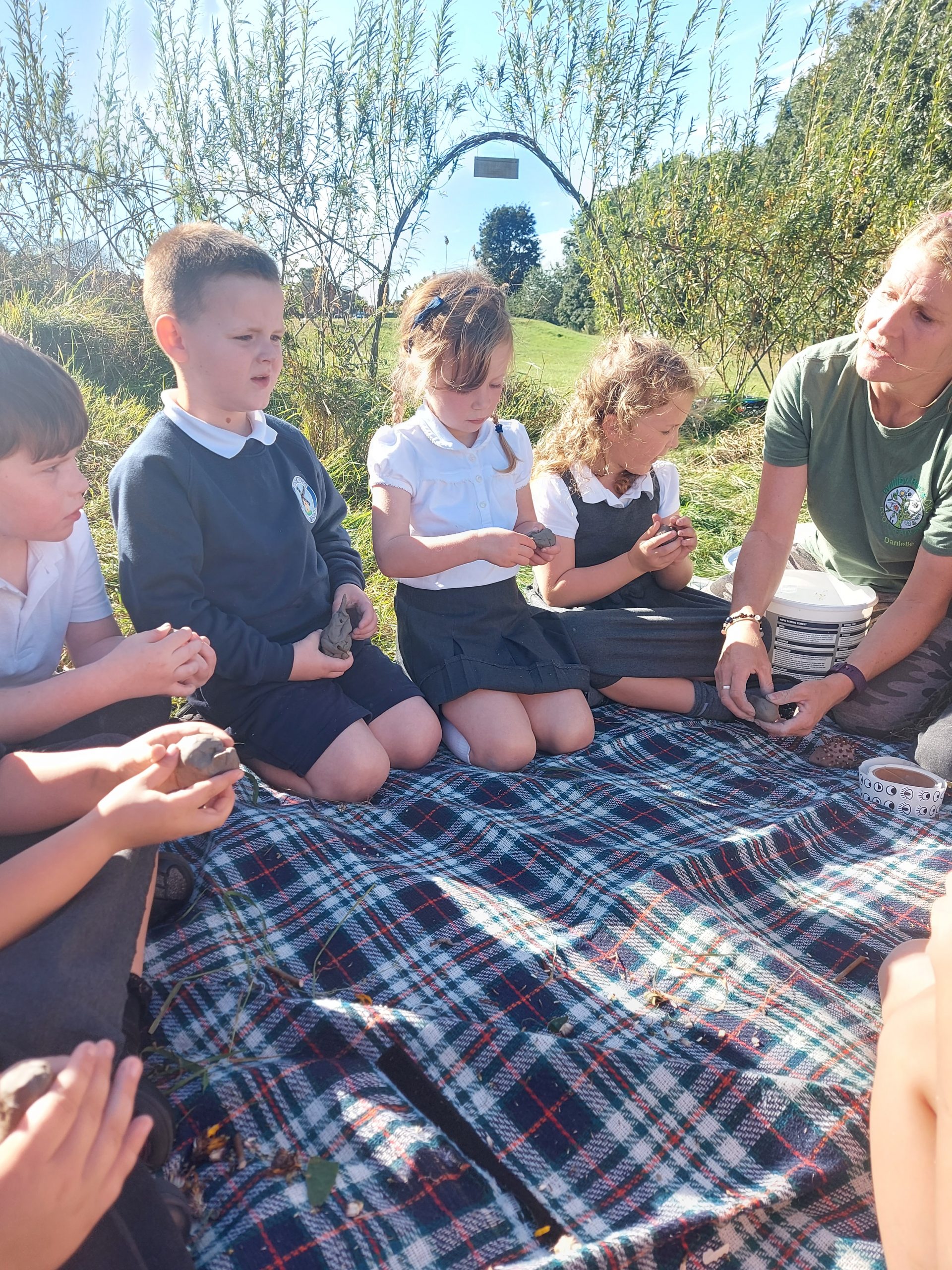 Year 1 enjoying the secret garden