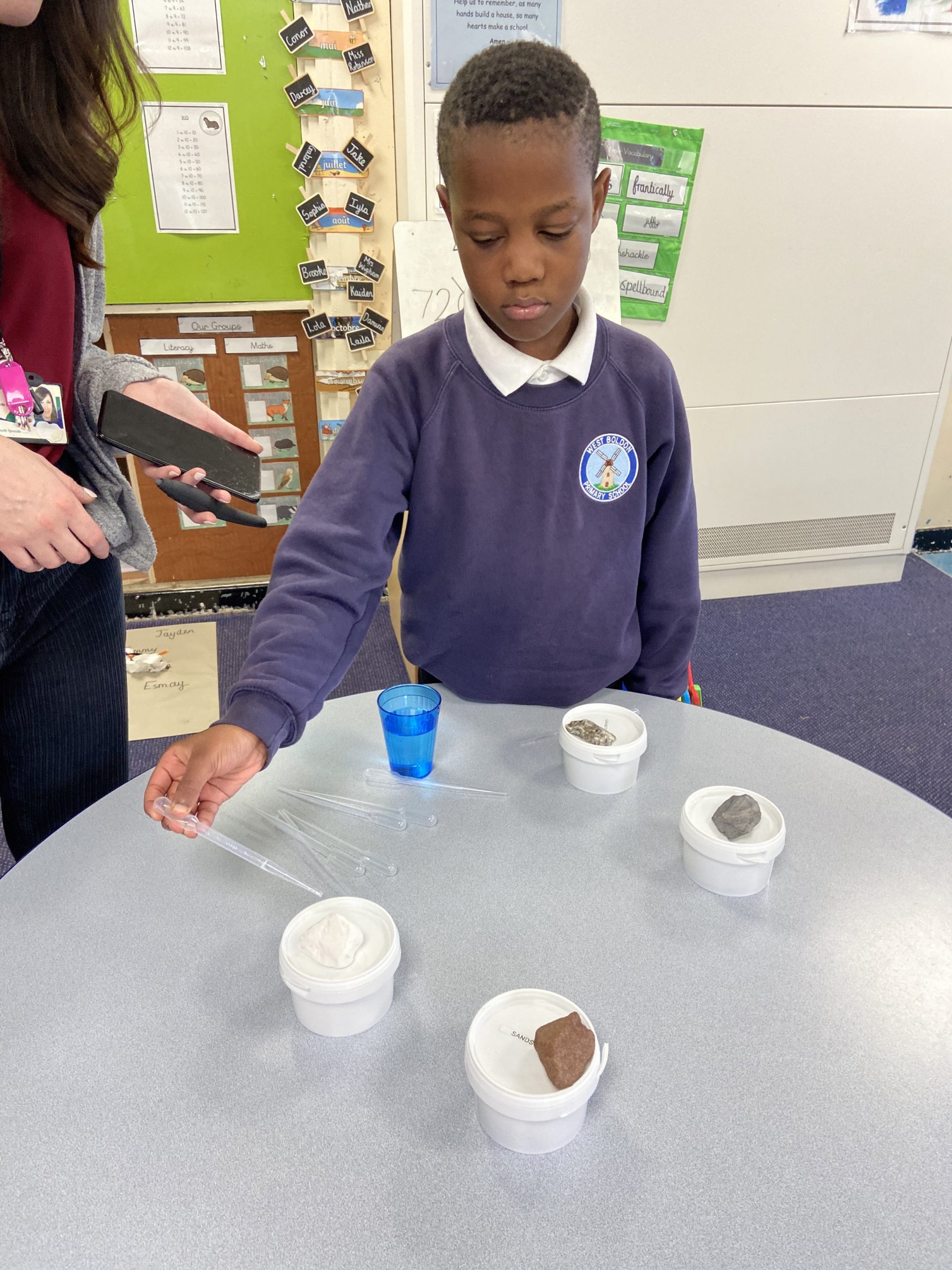 Year 4 investigating different rock types