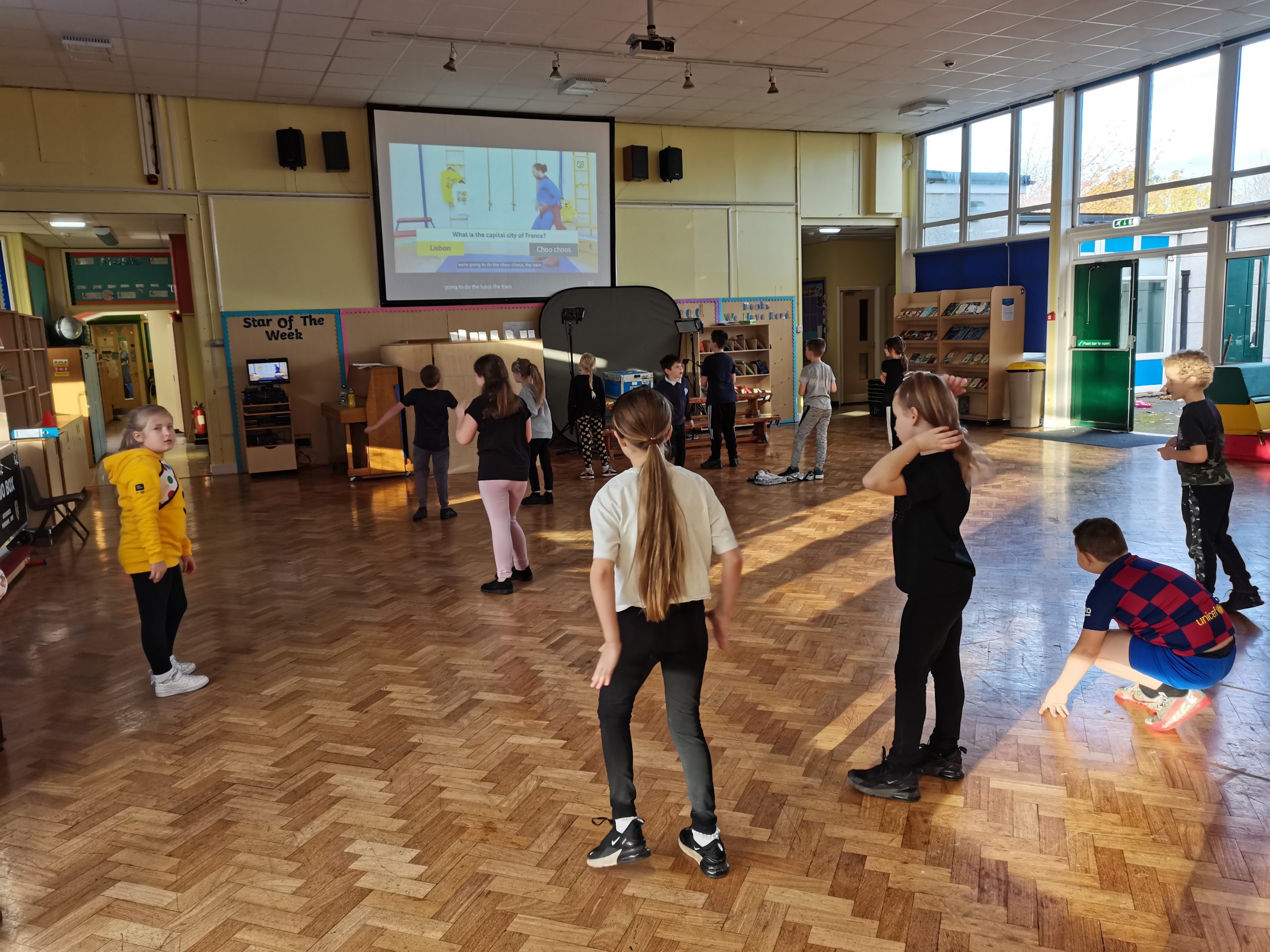 Year 4 taking part in Joe Wicks live workout