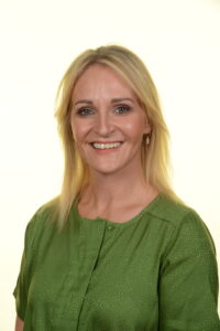 Mrs L. Garr