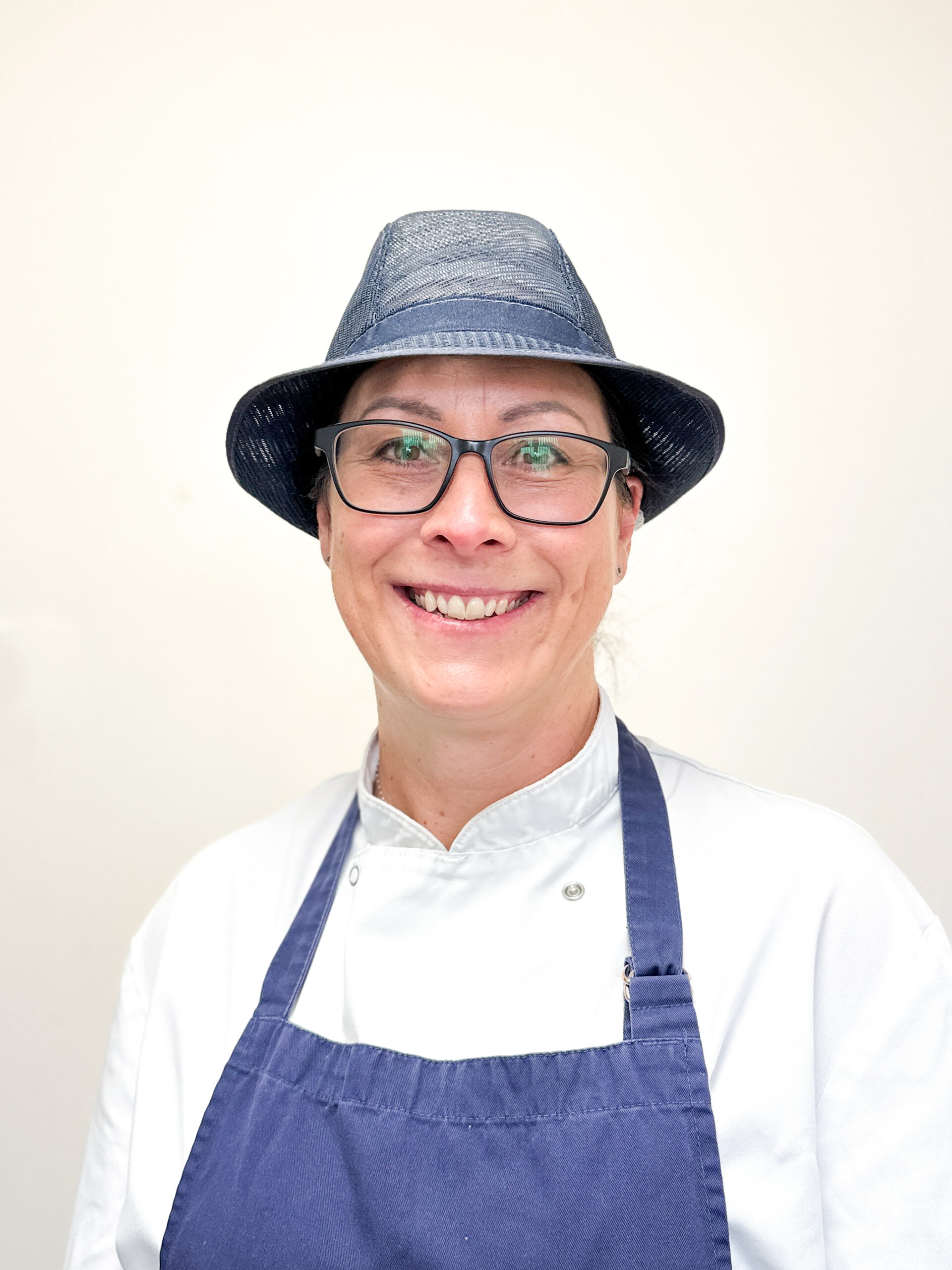 Mrs Leanne McDonald : Kitchen Manager